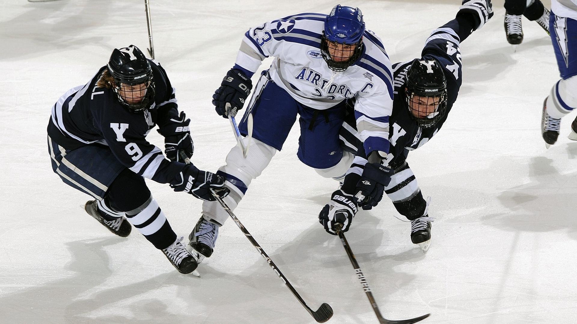 半岛体育入口 -加拿大队不断突破！，费德勒连续七场比赛得分超过持续失利引发球迷热议